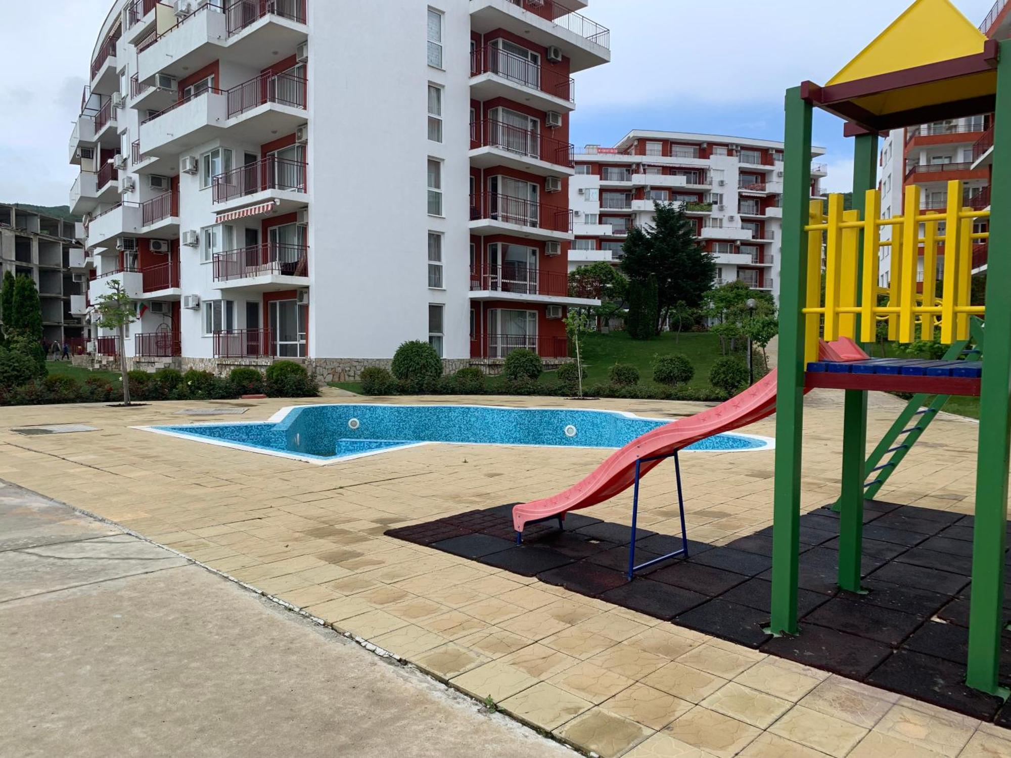 Fort Noks- Marina- Avalonia Apartment Светий Влас Екстер'єр фото