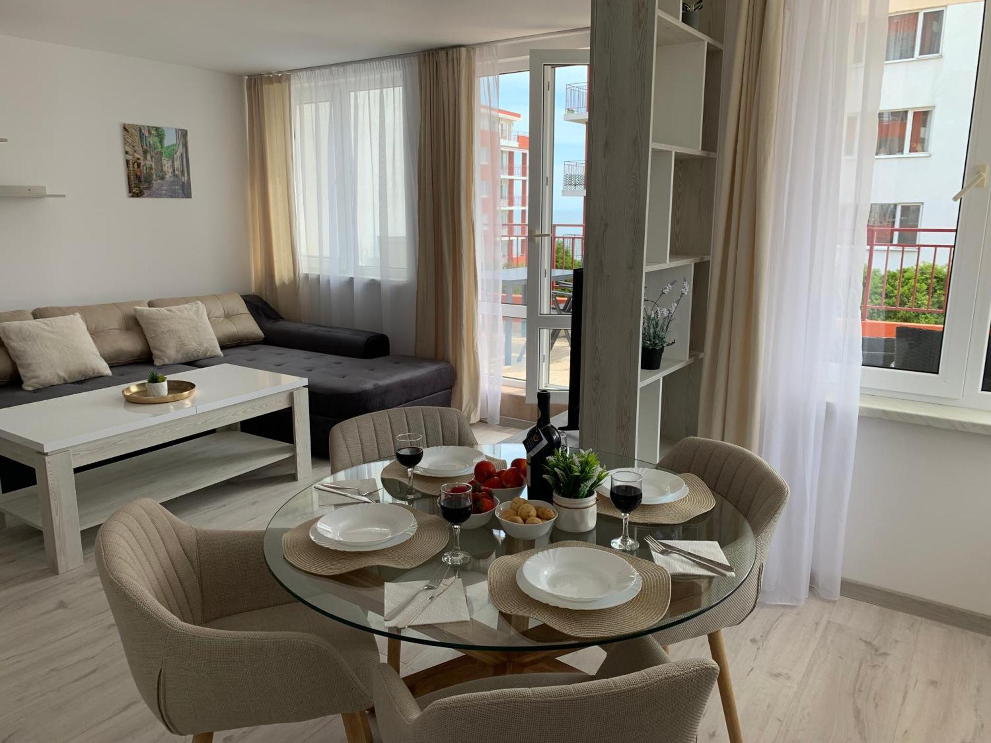 Fort Noks- Marina- Avalonia Apartment Светий Влас Екстер'єр фото