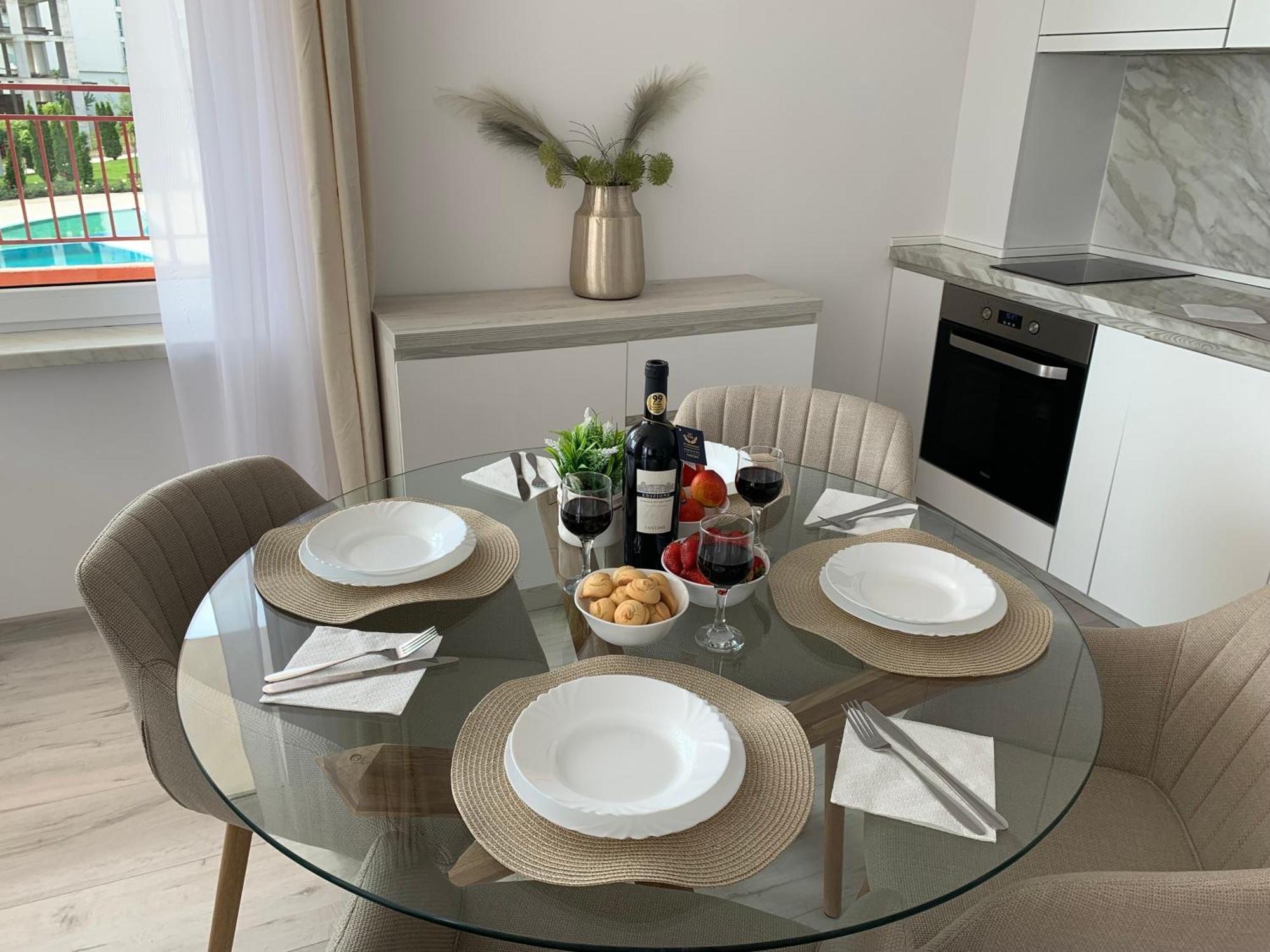 Fort Noks- Marina- Avalonia Apartment Светий Влас Екстер'єр фото