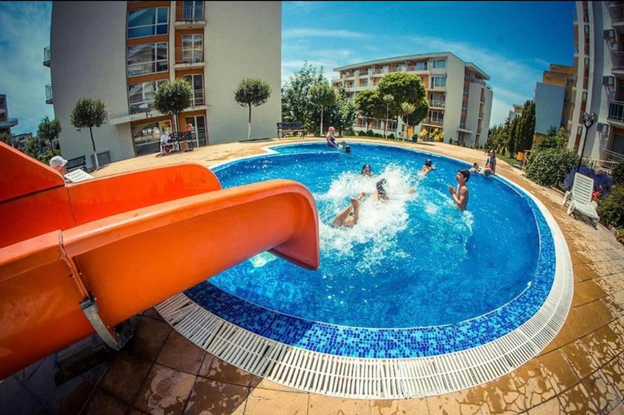 Fort Noks- Marina- Avalonia Apartment Светий Влас Екстер'єр фото