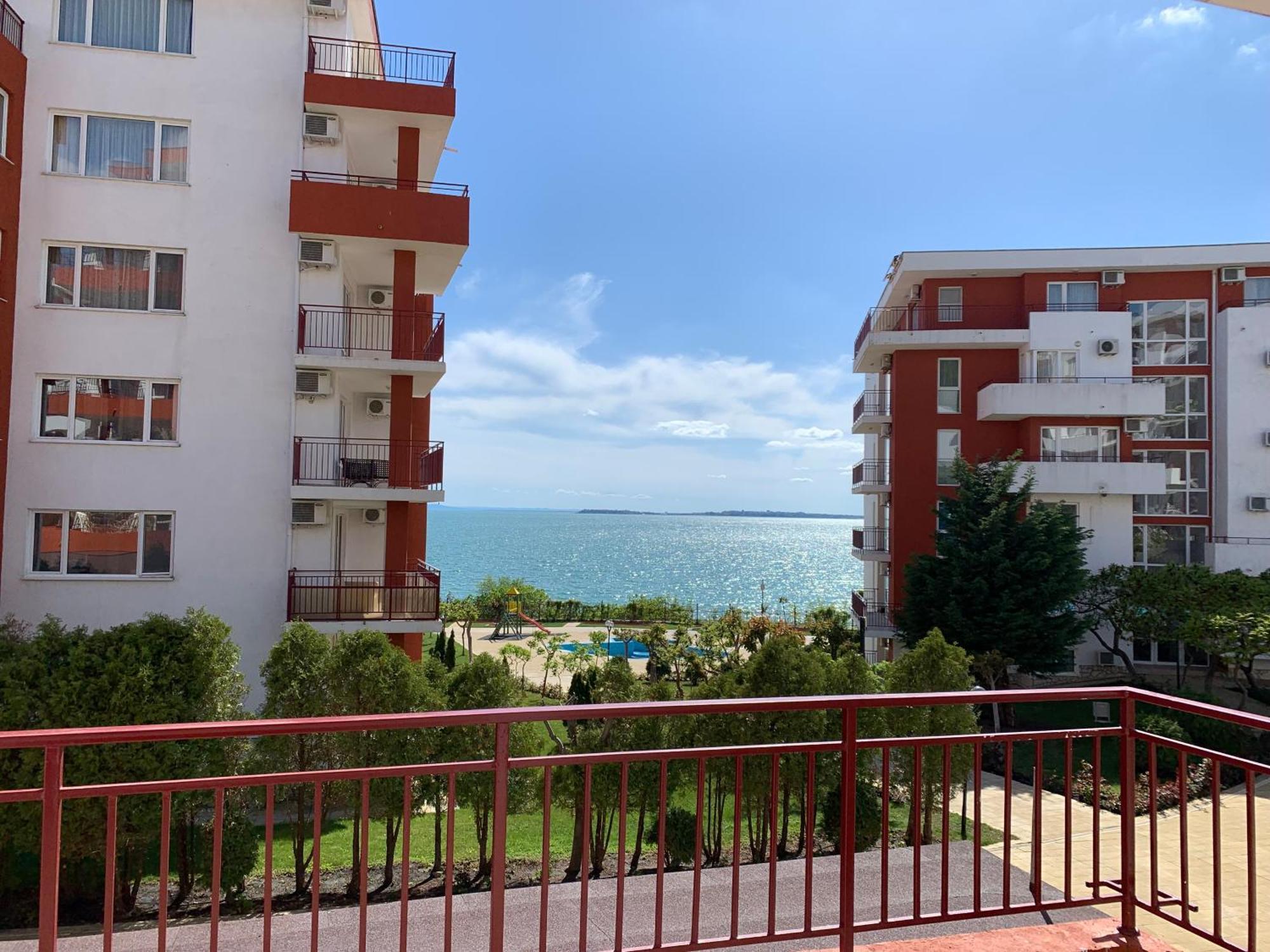 Fort Noks- Marina- Avalonia Apartment Светий Влас Екстер'єр фото