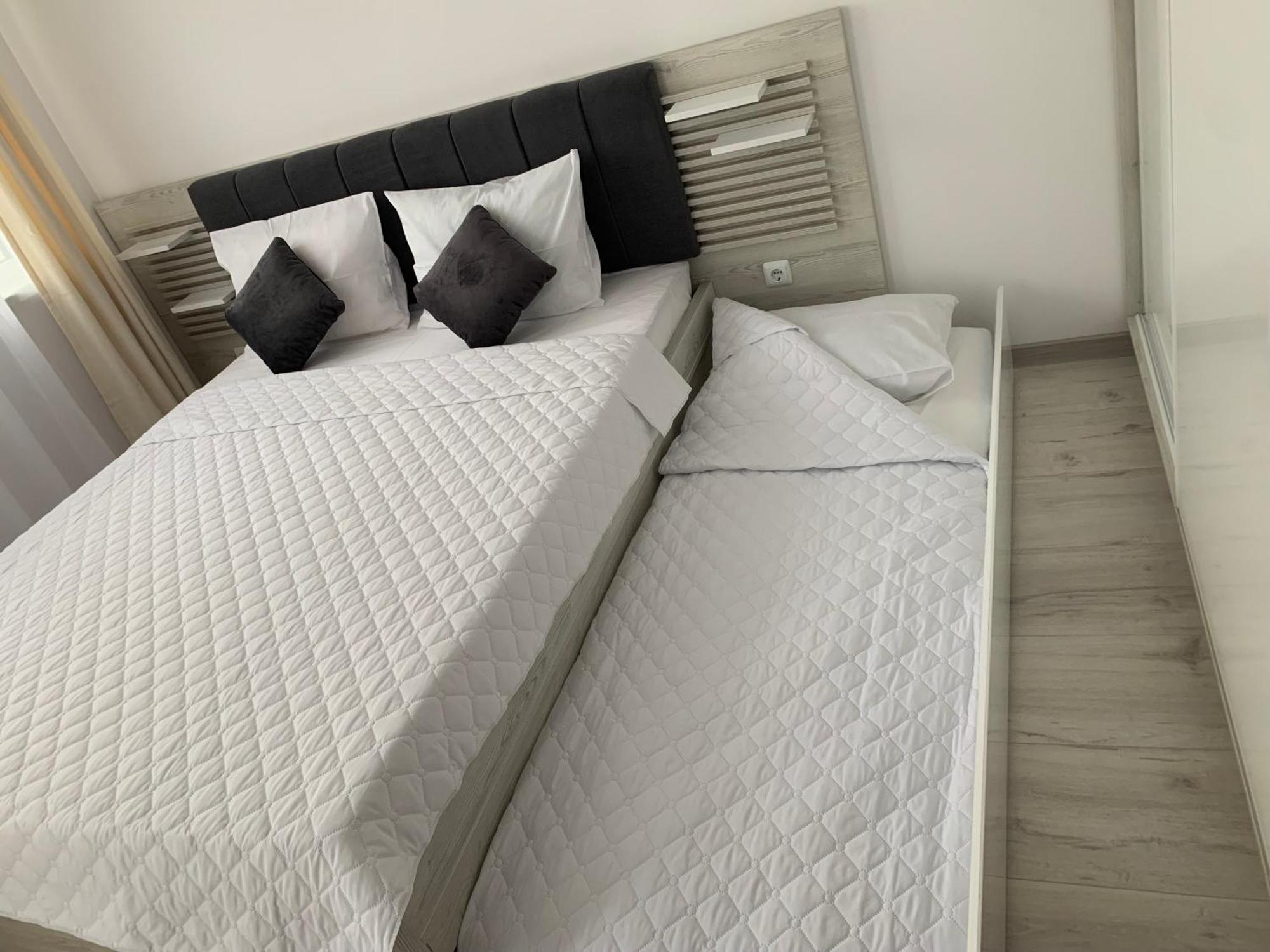 Fort Noks- Marina- Avalonia Apartment Светий Влас Екстер'єр фото
