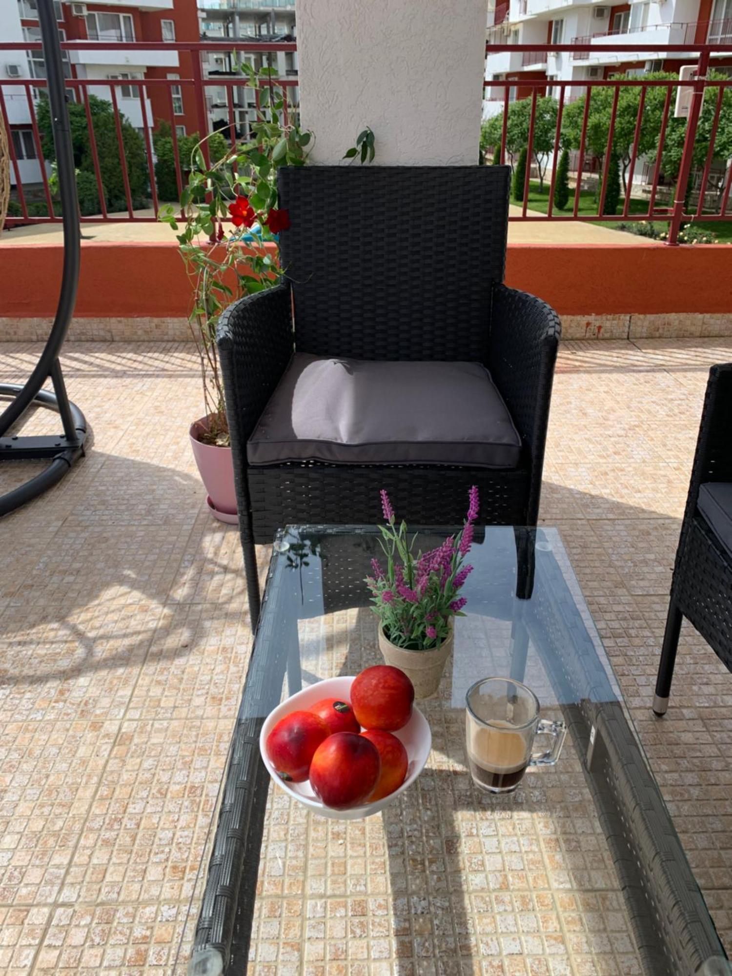 Fort Noks- Marina- Avalonia Apartment Светий Влас Екстер'єр фото
