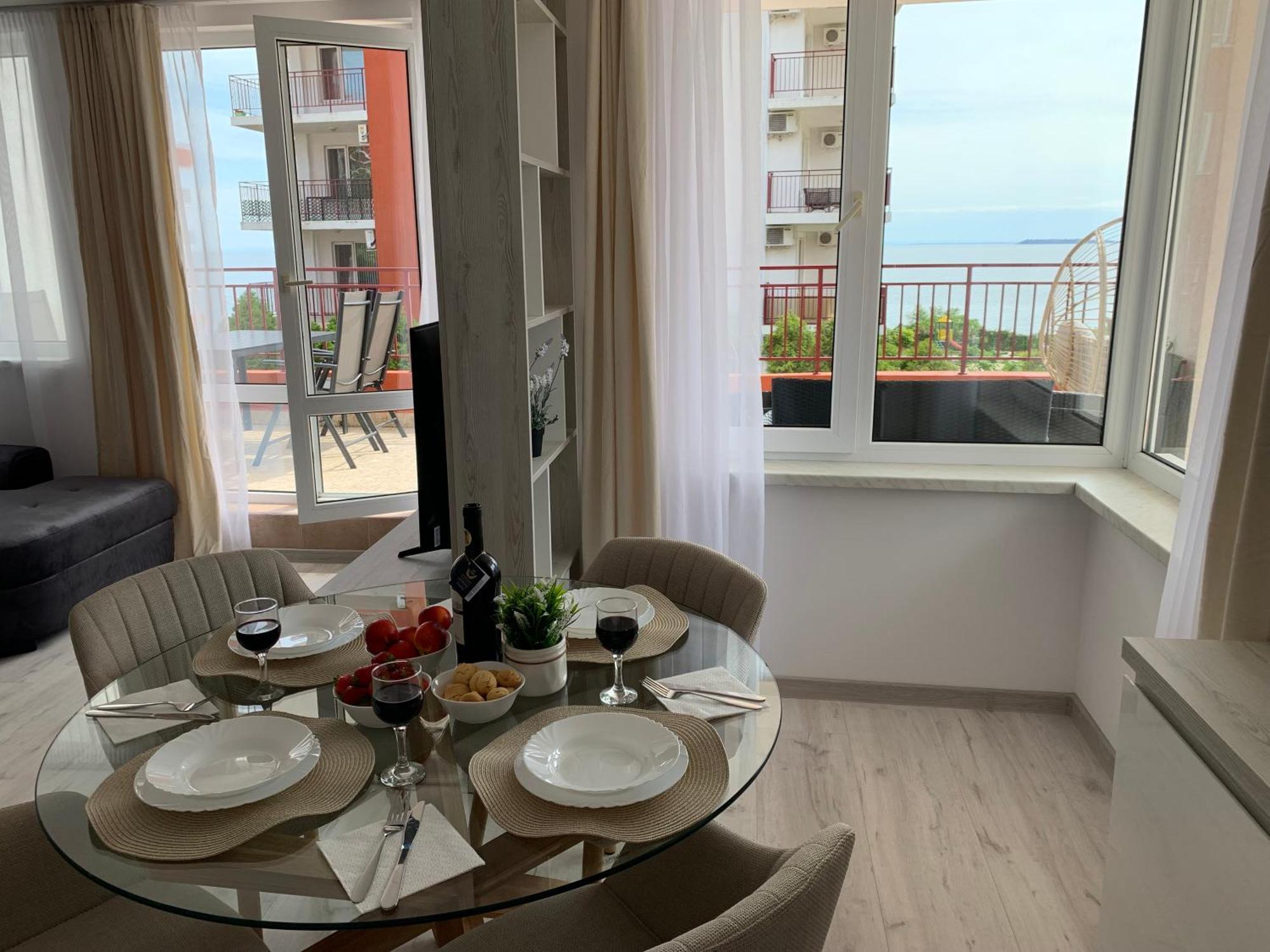Fort Noks- Marina- Avalonia Apartment Светий Влас Екстер'єр фото
